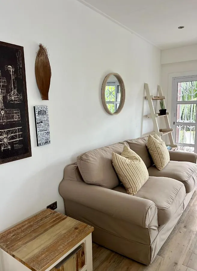 The Runway Lodge Pointe La Rue